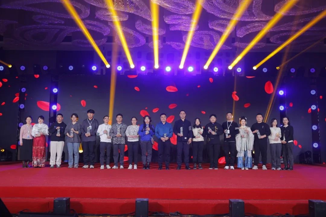 国产精品自产拍在线观看免费